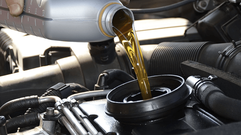 Можно ли смешивать масла в двигателе автомобиля