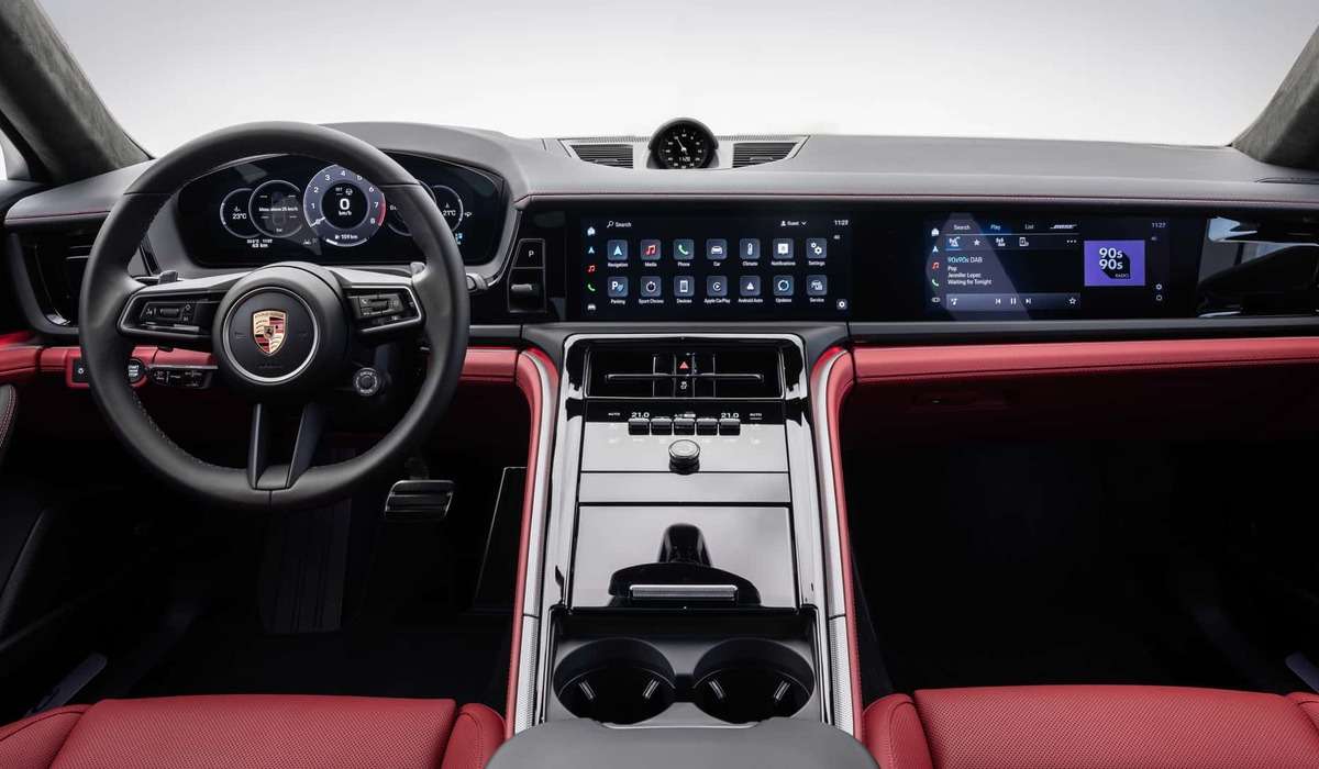 Porsche салон автомобиля: Эволюция, тенденции и материалы
